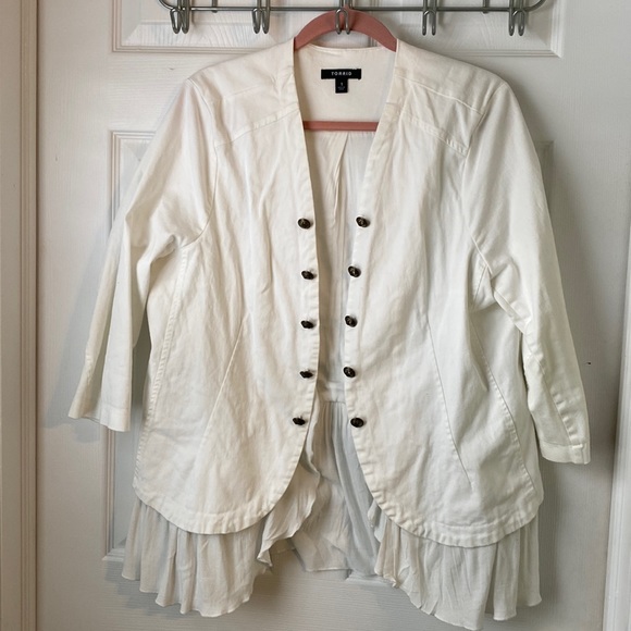 torrid Jackets & Blazers - Torrid Ivory white Peplum Military Jacket, 3/4 sleeve, size 14